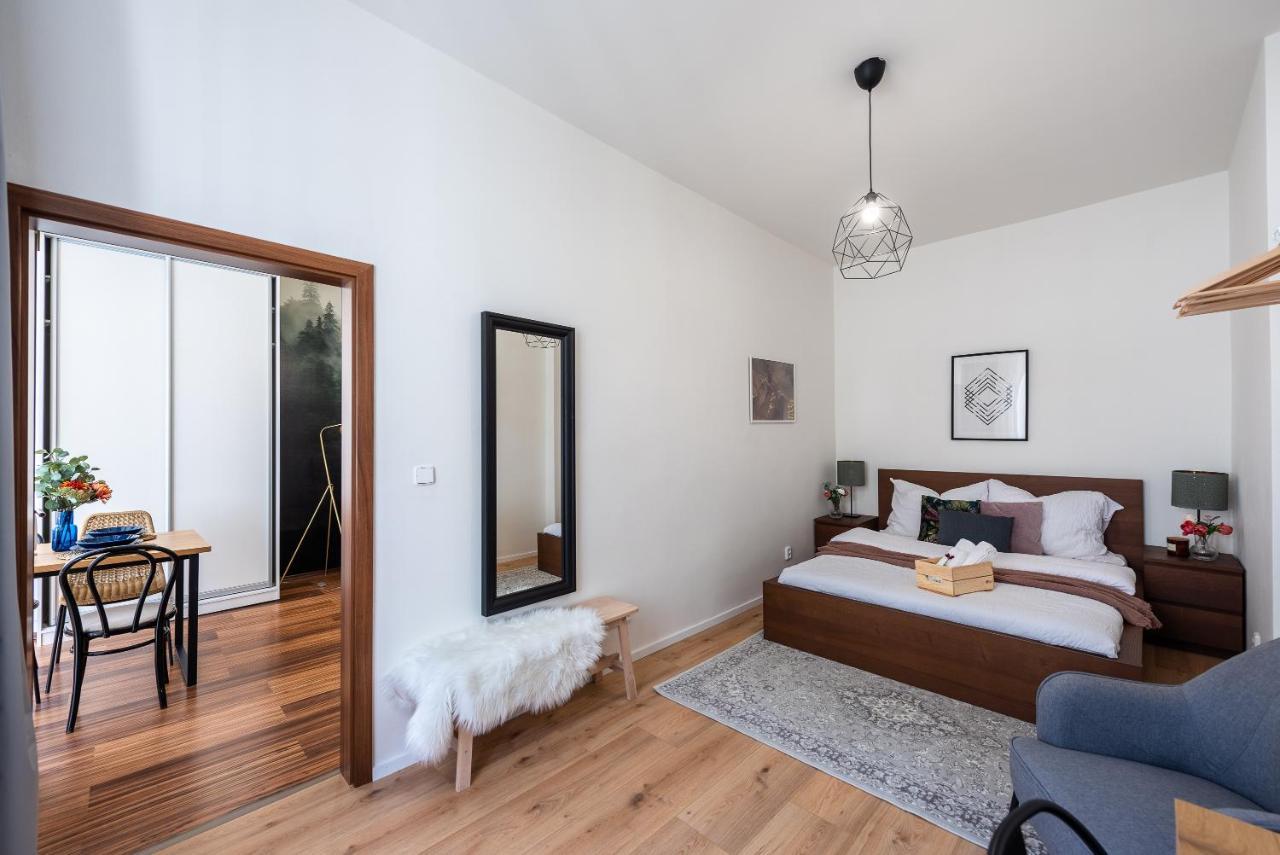 10 Min City Centre 5 People Apartment, Free Coffee Prague Exterior photo
